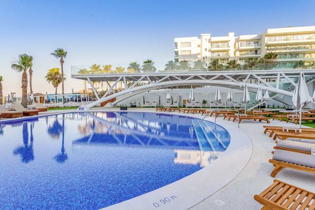 Ontspanning 4.5* adults only Cyprus - Cyprus € 763,- | relaxed samen weg