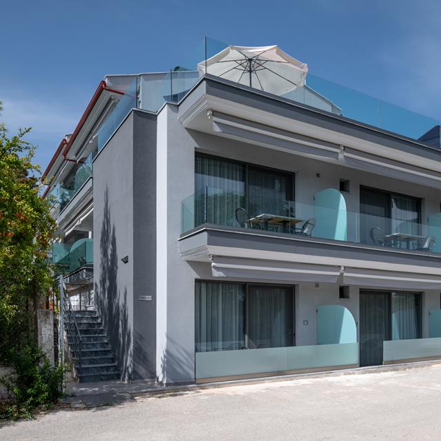 4 You Selection Hôtel & Apartments photo 1