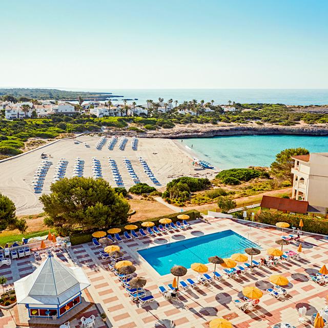 Hôtel Globales Cala'n Bosch photo 14
