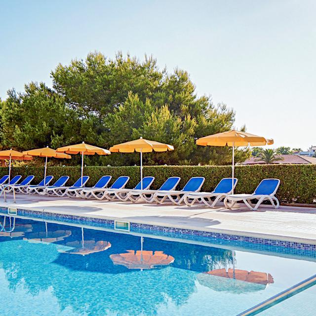 Hôtel Globales Cala'n Bosch photo 11