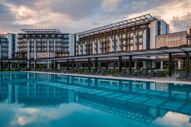 Luxe 5* all inclusive Bulgarije € 1087,- ▷ hotel aan het strand