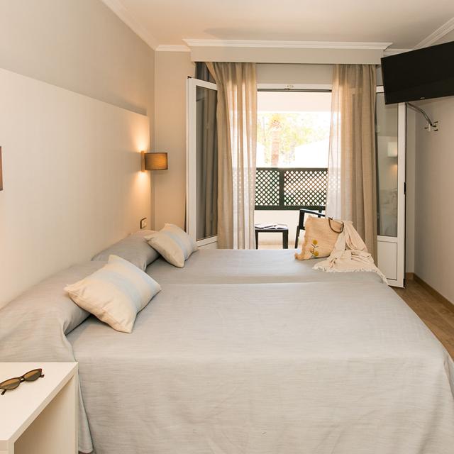 Minura Cala Galdana & Apartamentos d'Aljandar photo 20