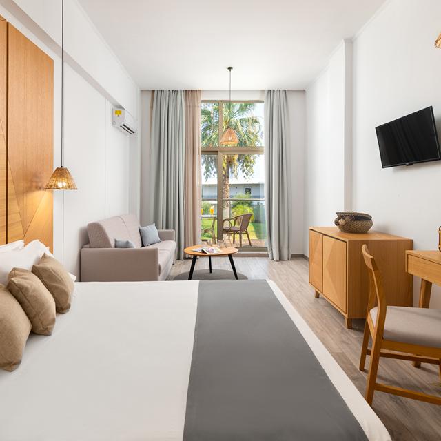 Hotel Lutania Beach photo 5