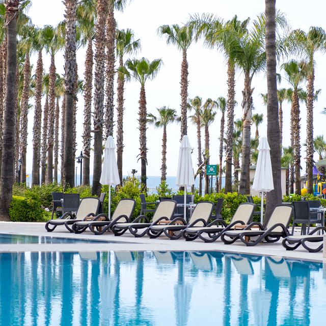 Meer info over Hotel Royal Atlantis Beach  bij Sunweb zomer