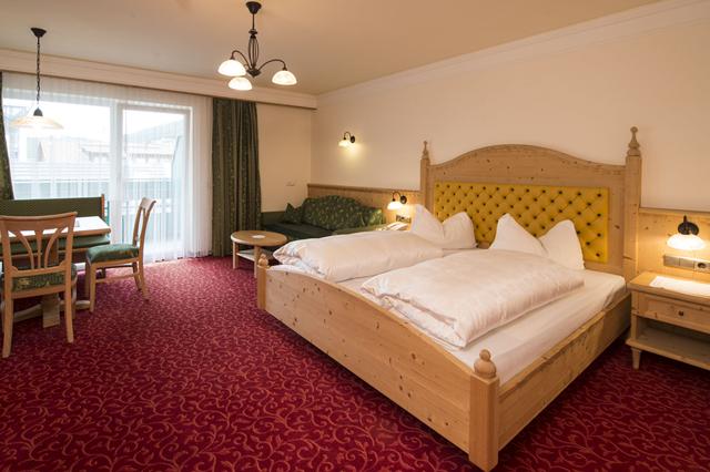 Hoogste korting wintersport Dolomiti Superski ⛷️ 8 Dagen halfpension Hotel Sureghes