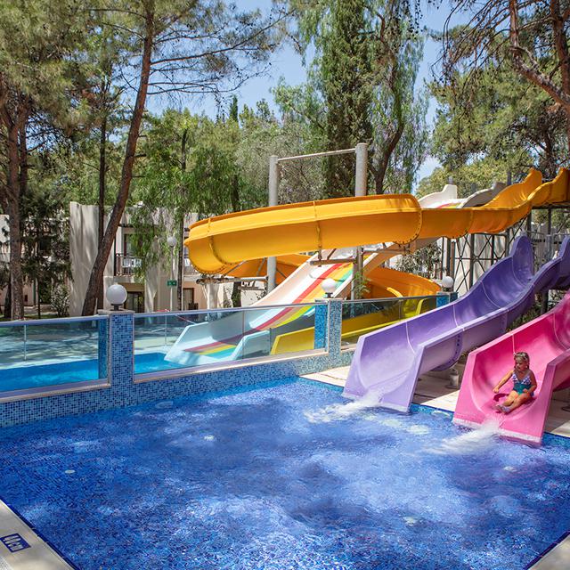 Hôtel Double Tree by Hilton ISIL Club Resort photo 19