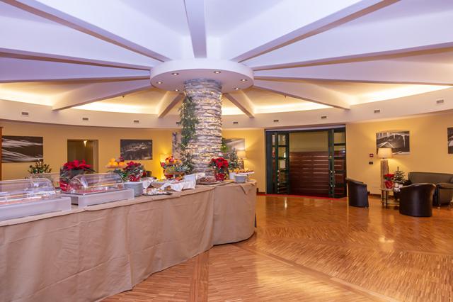 Wellness 4* La Via Lattea € 717,- ➤ skipas inbegrepen