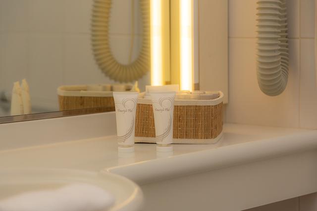 Wellness 4* La Via Lattea € 717,- ➤ skipas inbegrepen