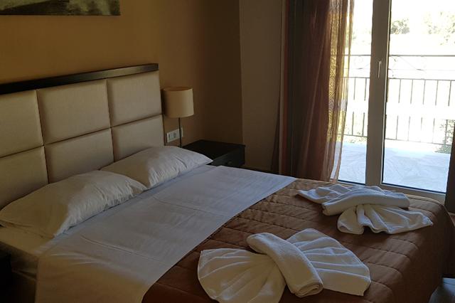 Mega deal zonvakantie Lesbos 🏝️ 8 Dagen logies ontbijt Hotel Aphrodite