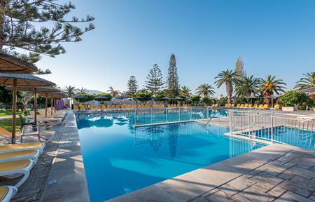 E-GEO Easy Living Resort slide 2