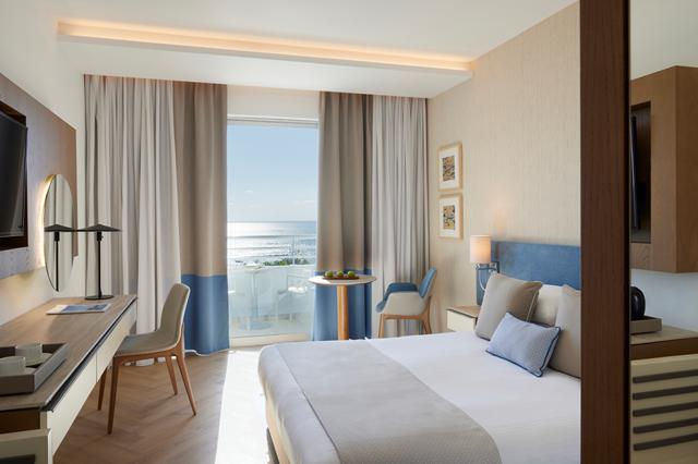 Heerlijke zonvakantie Cyprus. - Hotel Mediterranean Beach