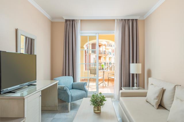 Geweldige aanbieding zonvakantie Costa del Sol ⛱️ 8 Dagen halfpension Iberostar Malaga Playa