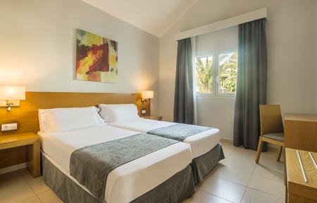 Ilunion Costa Sal slide 4