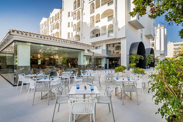 Aanbieding zonvakantie Costa del Sol 🏝️ 8 Dagen logies ontbijt Hotel Occidental Puerto Banus