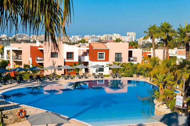 Hoge korting zonvakantie Algarve ☀ 8 Dagen logies Aparthotel Vitor's Village
