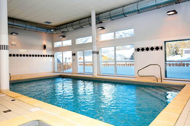 Skivakantie 3* Frankrijk € 319,- 【restaurant(s), hond is welkom, parkeerplaats, zwembad, wifi】