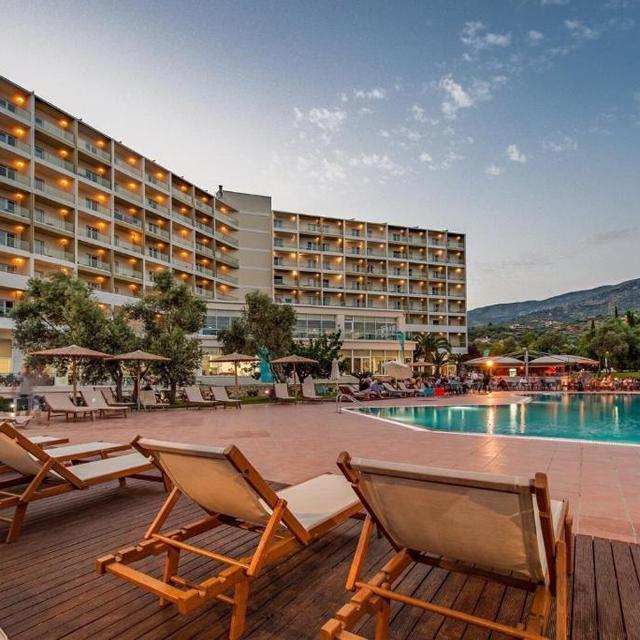 hotel-evia-riviera-resort