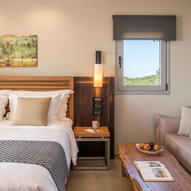 hotel-domotel-agios-nikolaos-suites-resort