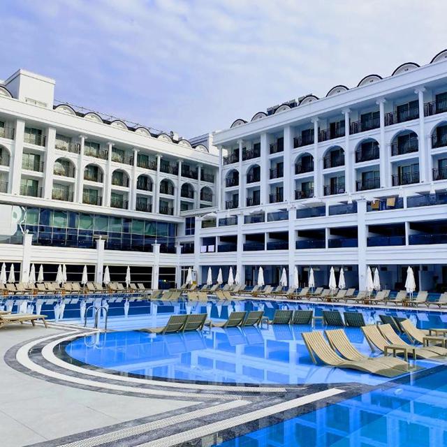 Sunthalia Hôtels & Resort - Réservé aux adultes