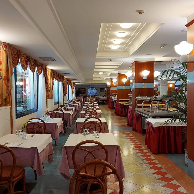 hotel-caesar-palace