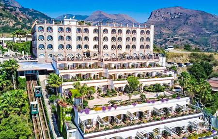 Antares Complex - All inclusive slide 2