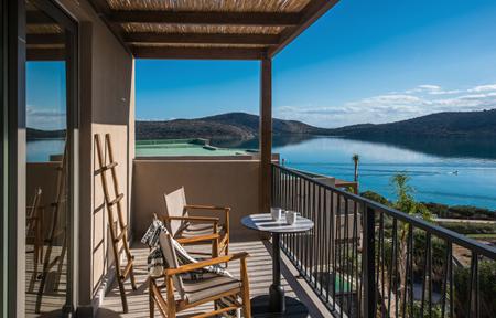 Elounda Infinity Exclusive Resort & Spa slide 1