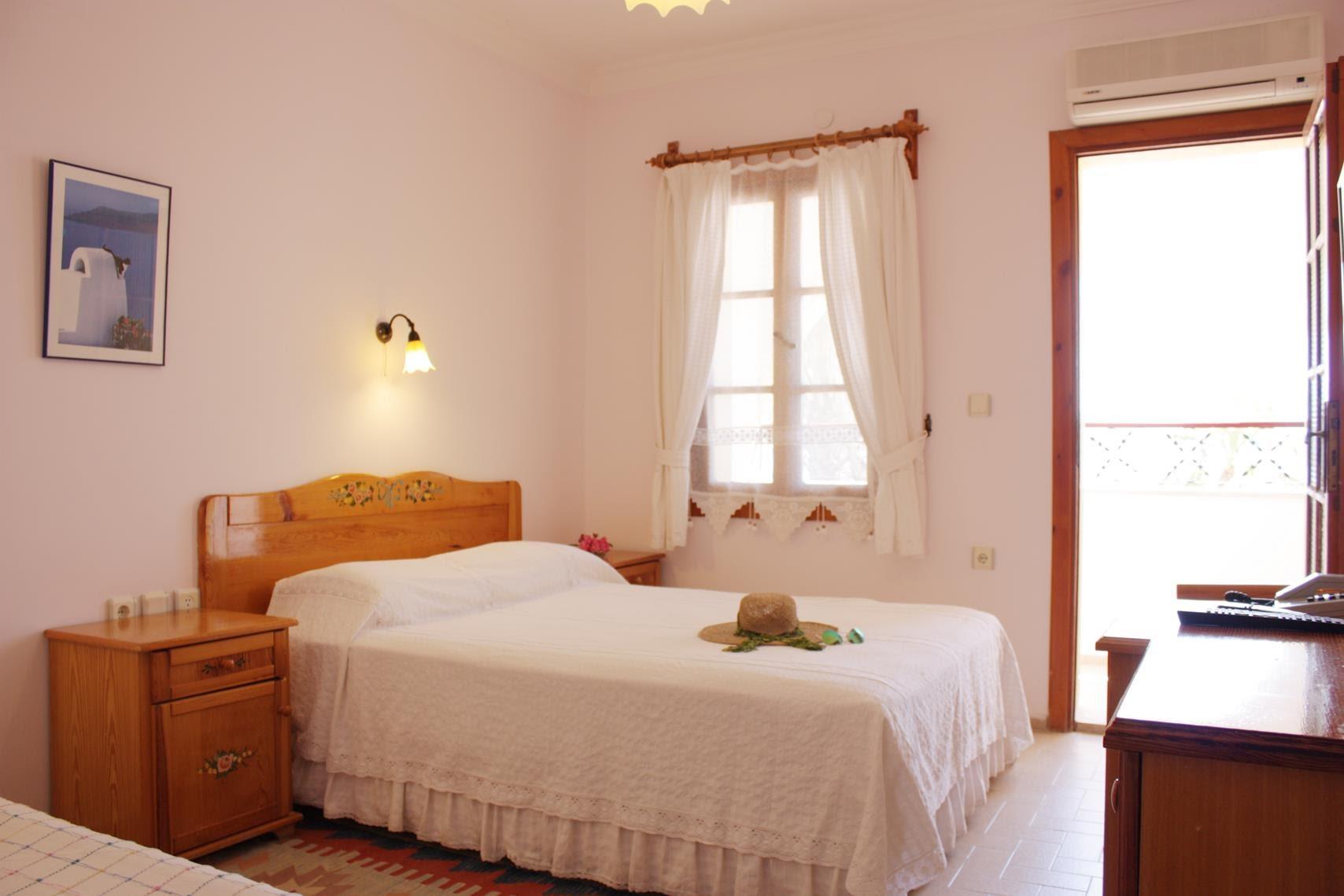 Hotel Toloman Bitez Beach slide 3