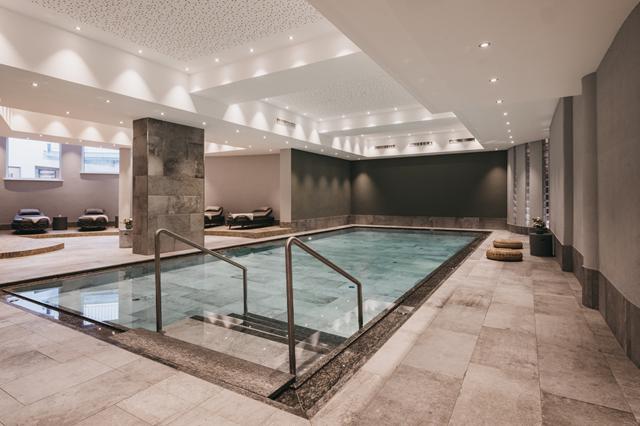 Ontspanning 4.5* Serfaus-Fiss-Ladis € 754,- ➤ restaurant(s), zwembad, sauna, kluisje op kamer, wellness, parkeerplaats, wifi