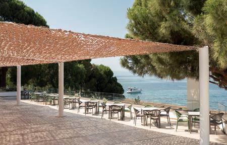 Hotel Holiday Inn Resort slide 5