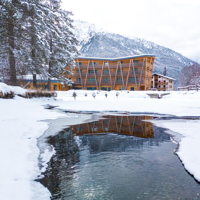 au-charmant-petit-lac-spa-park-hotel