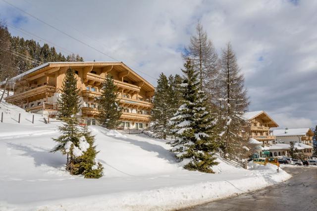 Wellness 4* Königsleiten € 1059,- ➤ eigen vervoer