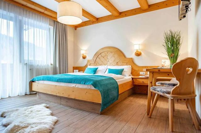 Wellness 4* Königsleiten € 1059,- ➤ eigen vervoer