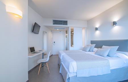 Hotel El Puerto by Pierre and Vacances slide 5