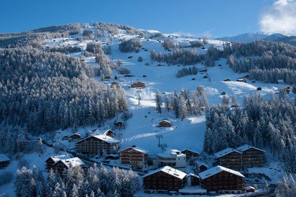 Goedkope skivakantie Les Quatre Vallées ⛷️ Résidence Veysonnaz 2*