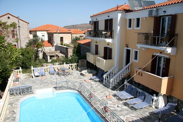 Inpakkers deal zonvakantie Lesbos ⛱️ 8 Dagen logies Appartementen Stella