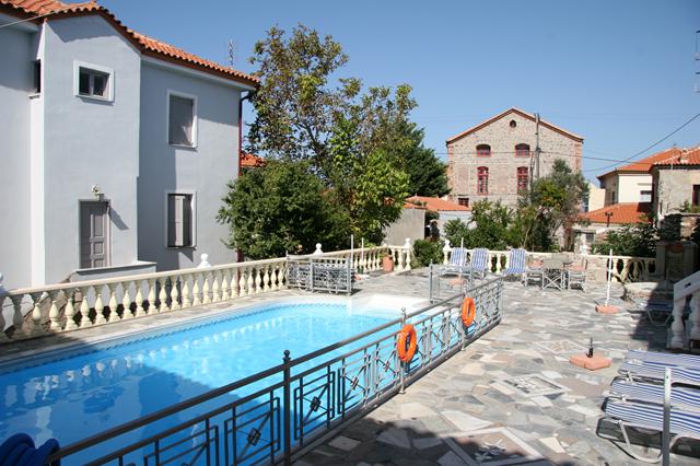 Inpakkers deal zonvakantie Lesbos ⛱️ 8 Dagen logies Appartementen Stella