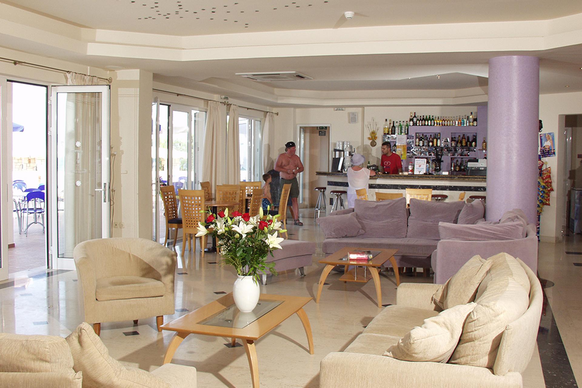 Apartments Xenos Kamara Beach - Zakynthos, Griechenland | Sunweb Apartments Xenos Kamara Beach - Zakynthos, Griechenland | Sunweb
