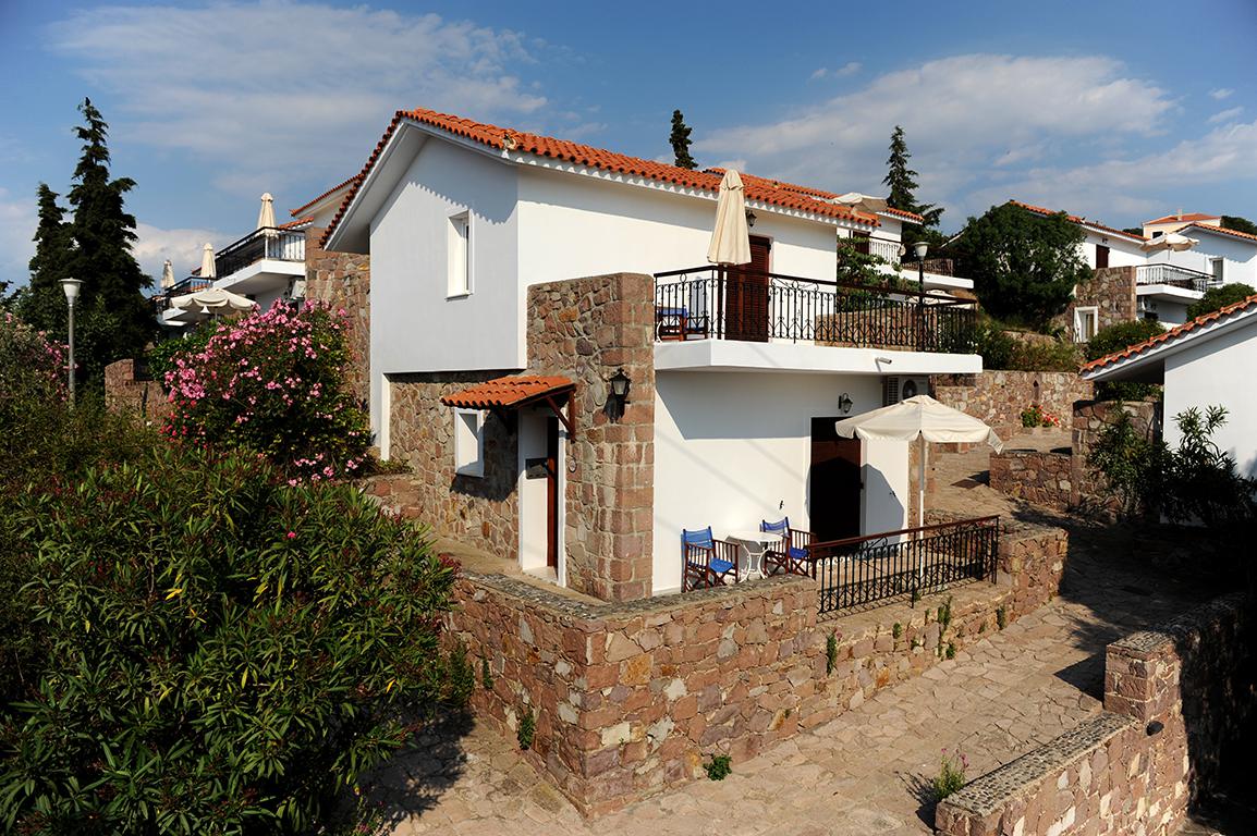 hotel-delfinia-and-bungalows-in-lesbos-griekenland-zonvakantie