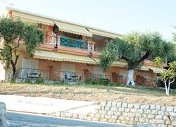 Aparthotel Lichnos Bay Village