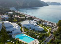 Lichnos Beach Hotel & Suites