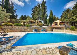 App. Glyfada Beach Villa's