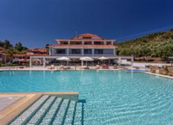 Lagomandra Beach Hotel