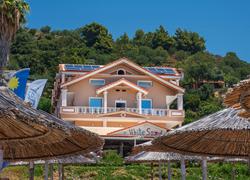 White Sands Beach Hotel- incl. auto