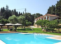 App. Eleas Gi (voorheen Olive Grove Estate)