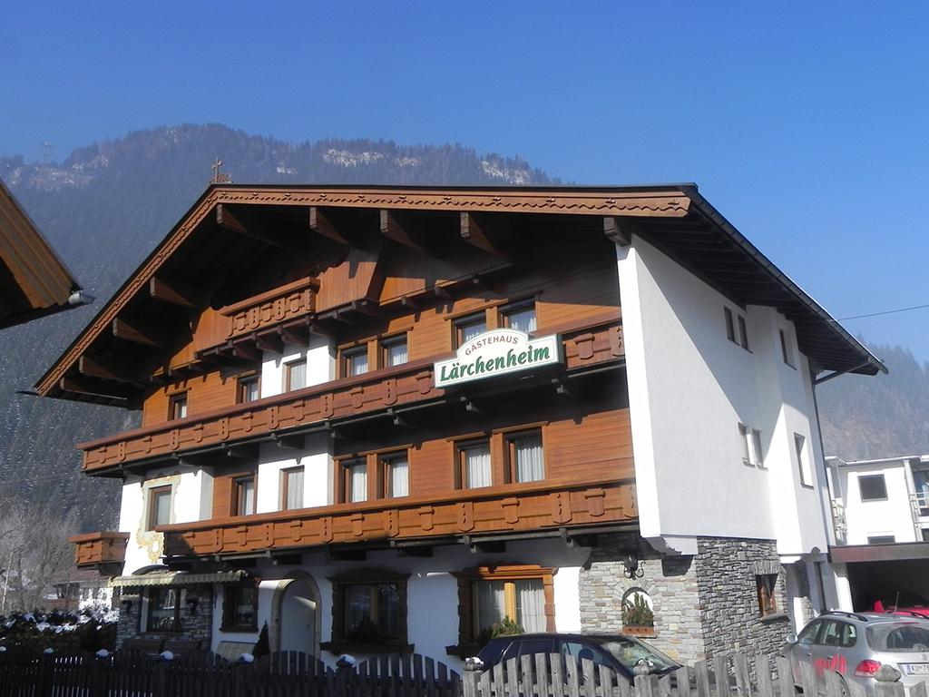 Pension Mayrhofen - Pension Gastenhaus Larchenheim