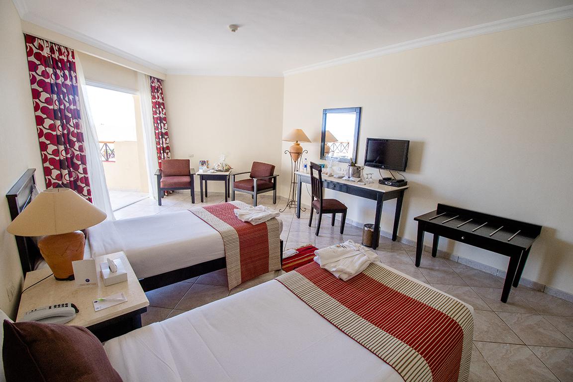 Hotel Royal Tulip Beach Resort**** in Marsa Alam, Egypte ...