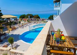App. Vrachos Beach - inclusief huurauto